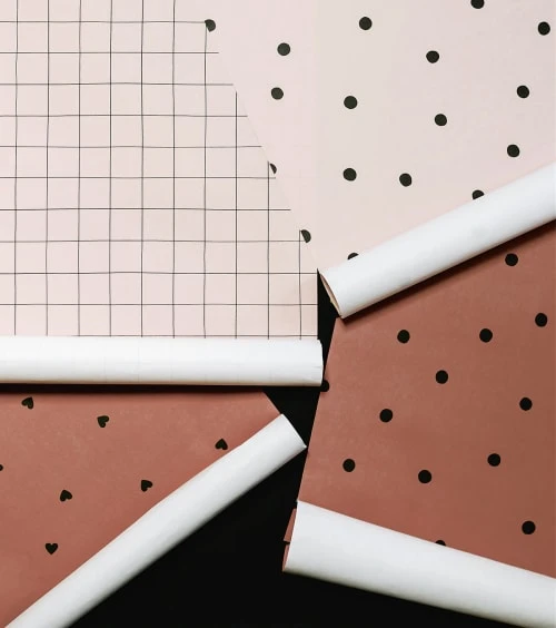 Lilipinso Papier Peint Quadrillage En Papier Rose 50cm X 10m 6 Lilipinso Papier Peint Quadrillage En Papier Rose 50cm X 10m – Image 4