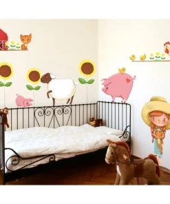 Acte Deco Sticker Mural Petite Fille à La Ferme Pour Enfant - 110x60 -Boutique KidKraft sticker mural petite fille a la ferme pour enfant 110x60 3