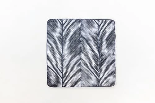 Toddlekind Tapis 100% Coton Biologique Réversible Noir 120x120cm 4 Toddlekind Tapis 100% Coton Biologique Réversible Noir 120x120cm – Image 2