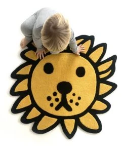 Mr. Maria Tapis De Sol Lion Tissu Jaune 10 Mr. Maria Tapis De Sol Lion Tissu Jaune -Boutique KidKraft tapis de sol lion tissu jaune 3