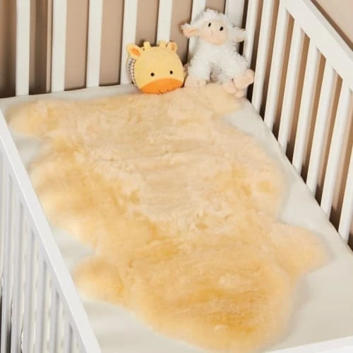 Maison Thuret Tapis En Peau De Mouton Tannage Relugan Jaune 110 X 70 Cm 8 Maison Thuret Tapis En Peau De Mouton Tannage Relugan Jaune 110 X 70 Cm – Image 6