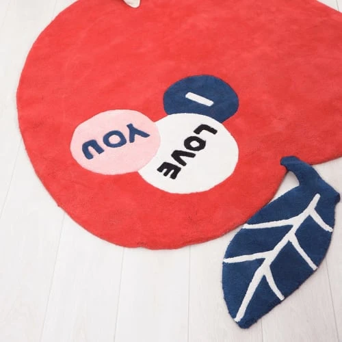 Lilipinso Tapis Pomme En Coton Rouge 4 Lilipinso Tapis Pomme En Coton Rouge – Image 2