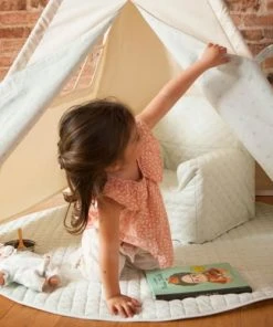 Boutique KidKraft -Boutique KidKraft tapis pour tipi stars vert 1